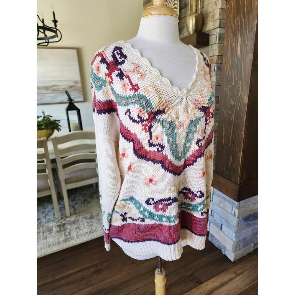 Vintage 90s Hunters Run Cottagecore Granny Floral Scalloped V-Neck Knit Sweater - Picture 2 of 11
